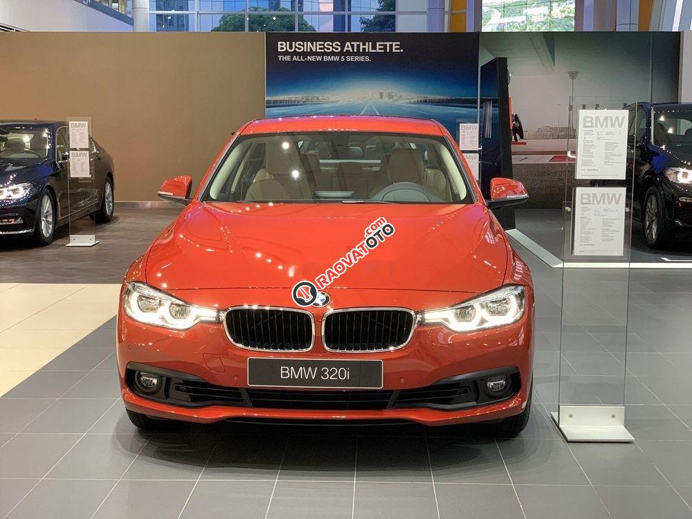 Bán xe BMW 320i 2019, xe nhập, giá tốt-0