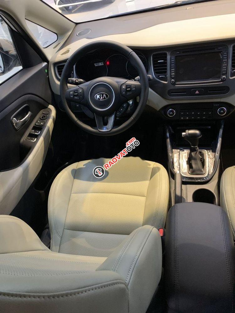 Bán ô tô Kia Rondo 2019 xe mới nội thất đẹp-1
