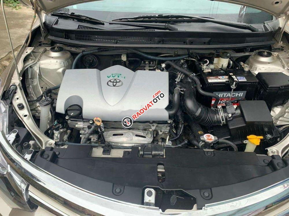 Cần bán lại xe Toyota Vios đời 2017, màu bạc xe nguyên bản-1