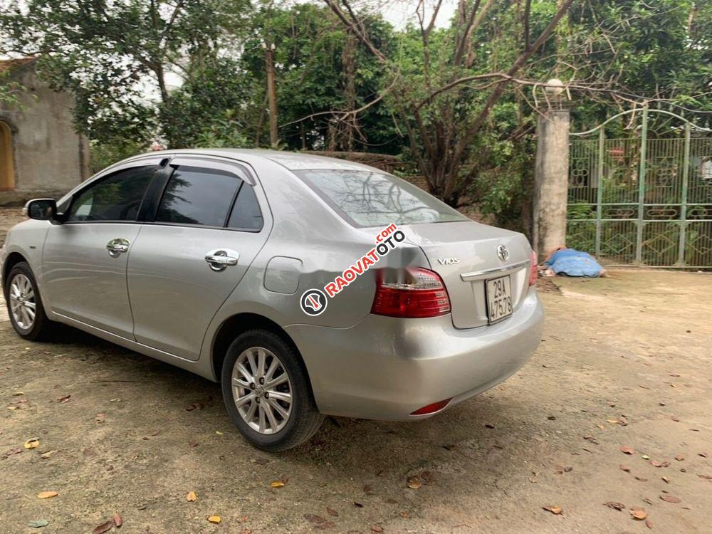 Bán xe Toyota Vios MT năm 2011-4