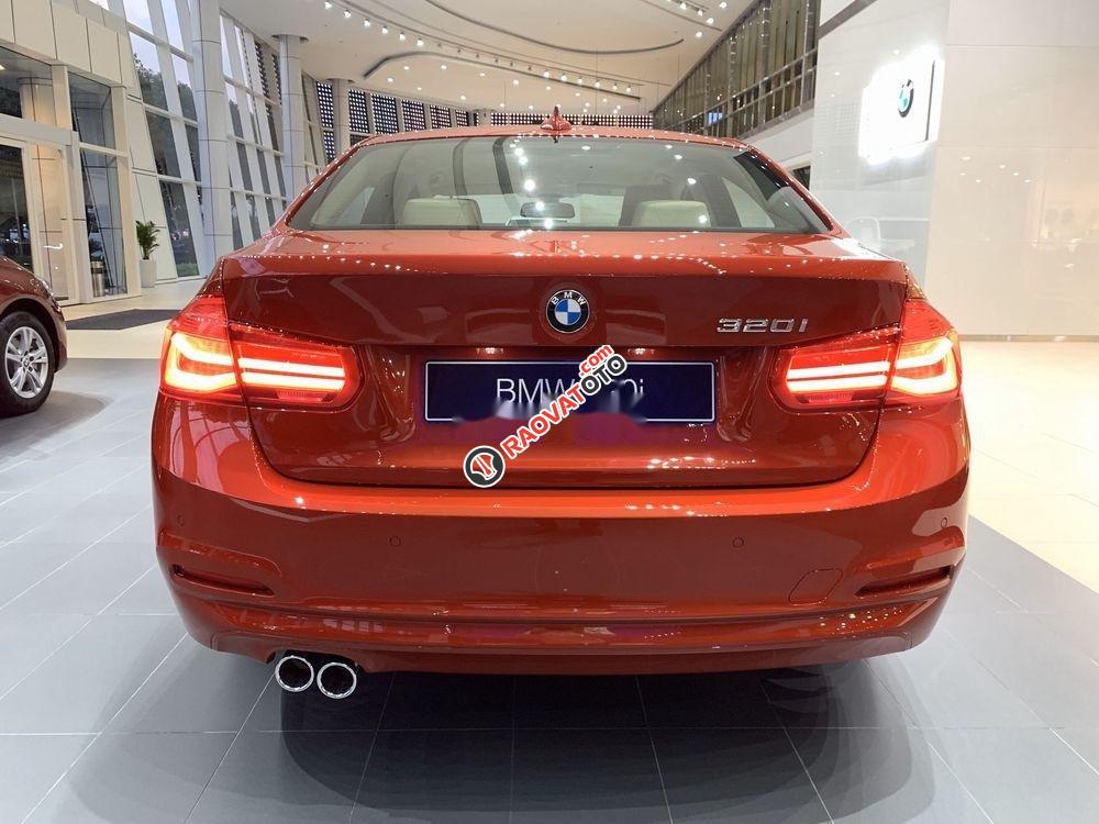 Bán xe BMW 320i 2019, xe nhập, giá tốt-6