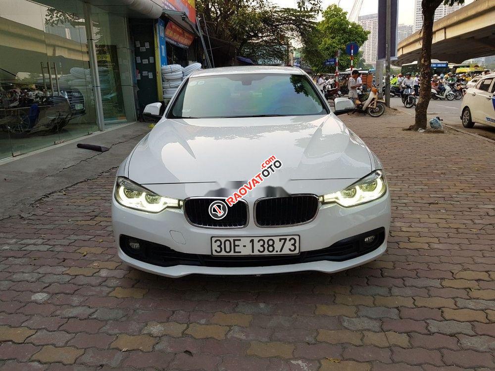 Cần bán lại xe BMW 3 Series 320i 2016, màu trắng, nhập khẩu nguyên chiếc-6