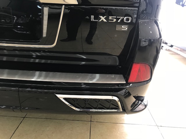 Bán ô tô Lexus LX 570 Super Sport 2020 mới 100%-3