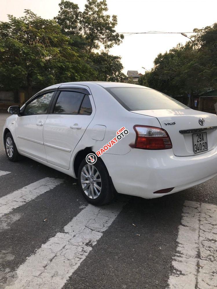 Cần bán gấp Toyota Vios MT sản xuất 2011, màu trắng, xe nhập-5