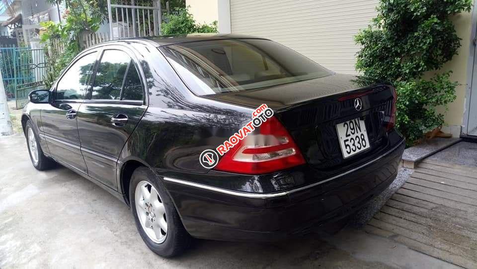 Cần bán lại xe Mercedes đời 2002, màu đen xe nguyên bản-7