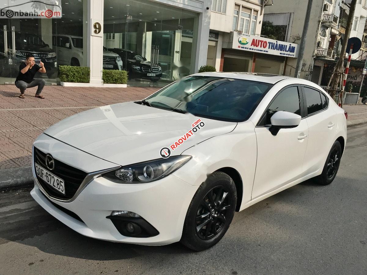 Cần bán xe Mazda 3 1.5 AT sản xuất năm 2016, màu trắng chính chủ-1