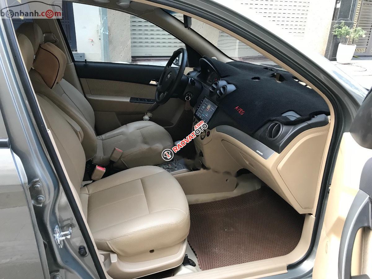 Bán xe Chevrolet Aveo 1.4 LTZ 2018, màu xám số tự động, 375tr-7