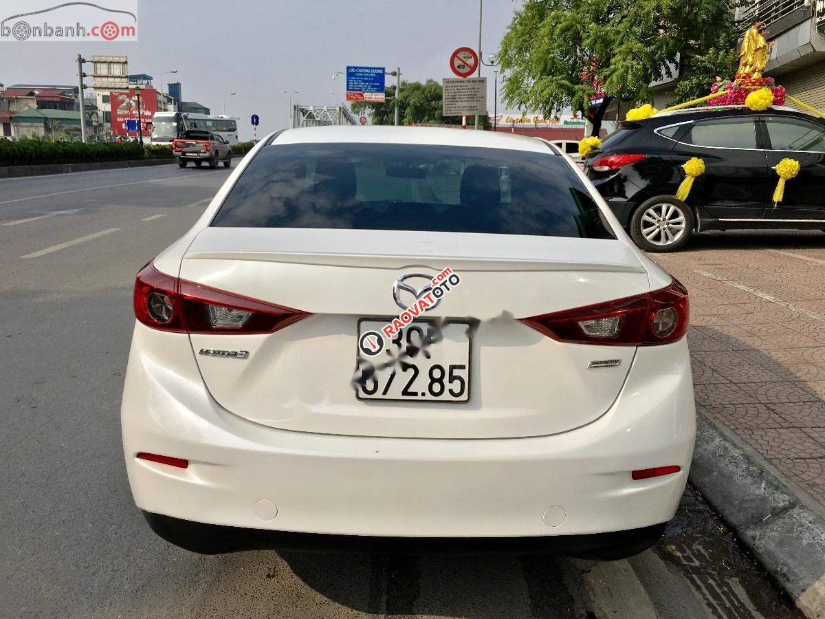 Cần bán xe Mazda 3 1.5 AT sản xuất năm 2016, màu trắng chính chủ-4