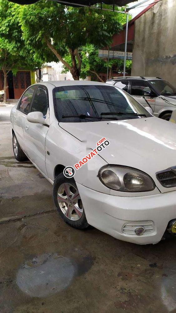 Cần bán lại xe Daewoo Lanos sản xuất năm 2002, màu trắng-0