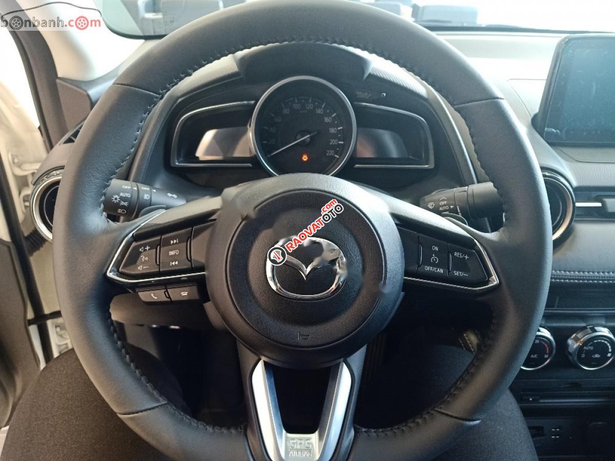 Bán Mazda 2 Premium sản xuất năm 2019, màu trắng, nhập khẩu -1
