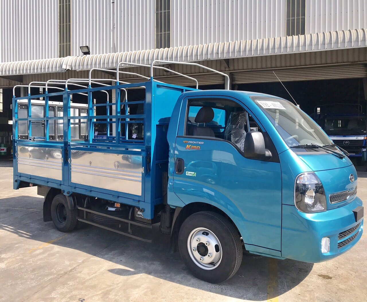 Bán xe Kia K250 2019 2019, màu xanh lam, nhập khẩu chính hãng, 418tr-0