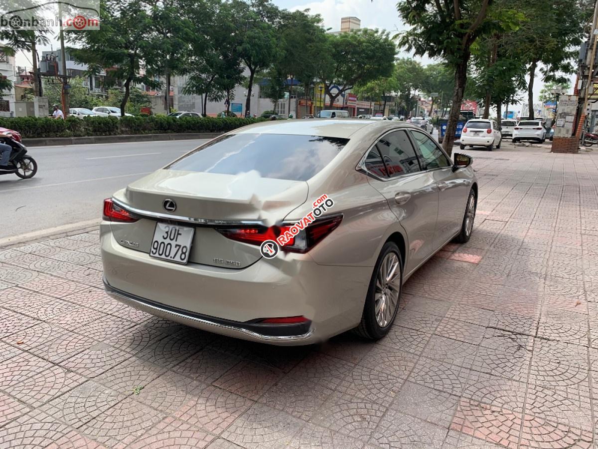 Cần bán lại xe Lexus ES 250 sản xuất năm 2019, xe nhập-3