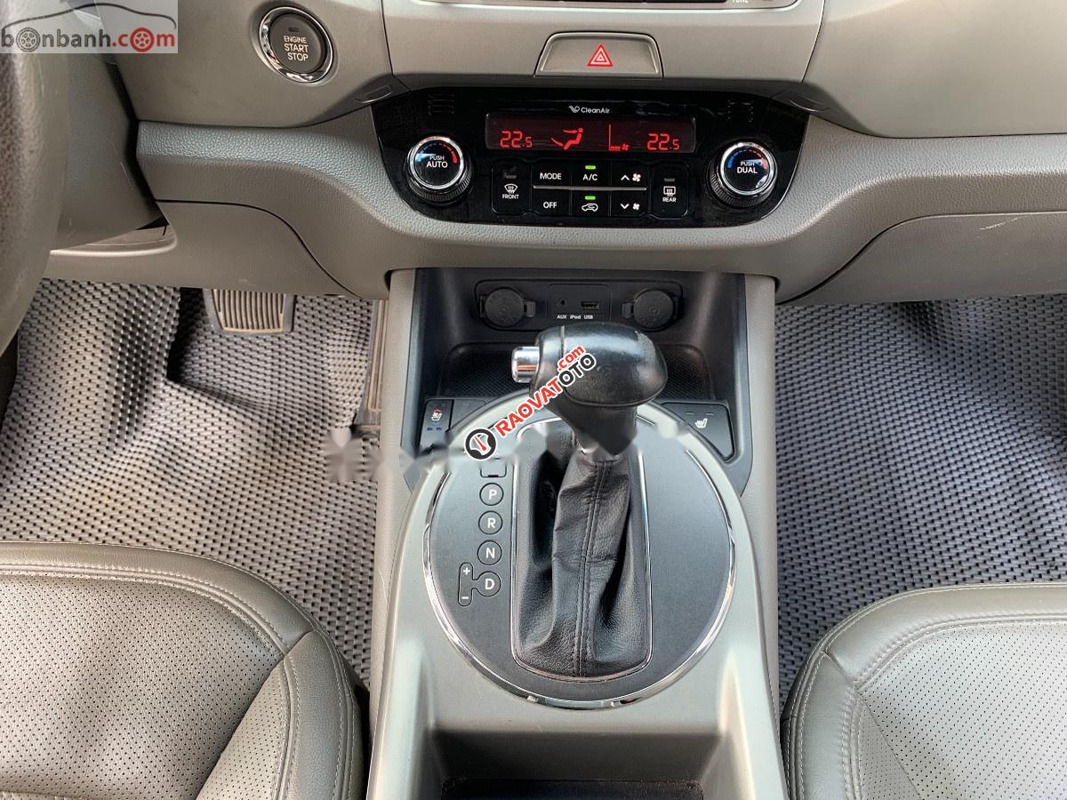 Bán Kia Sportage 2.0AT 2011, màu trắng, nhập khẩu nguyên chiếc-2