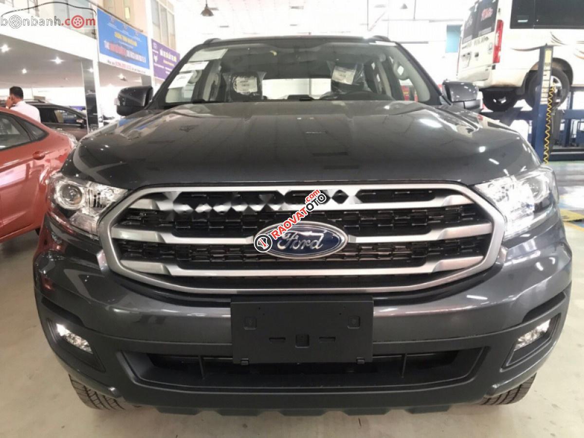 Bán xe Ford Everest Ambient 2.0 AT đời 2019, xe nhập-0