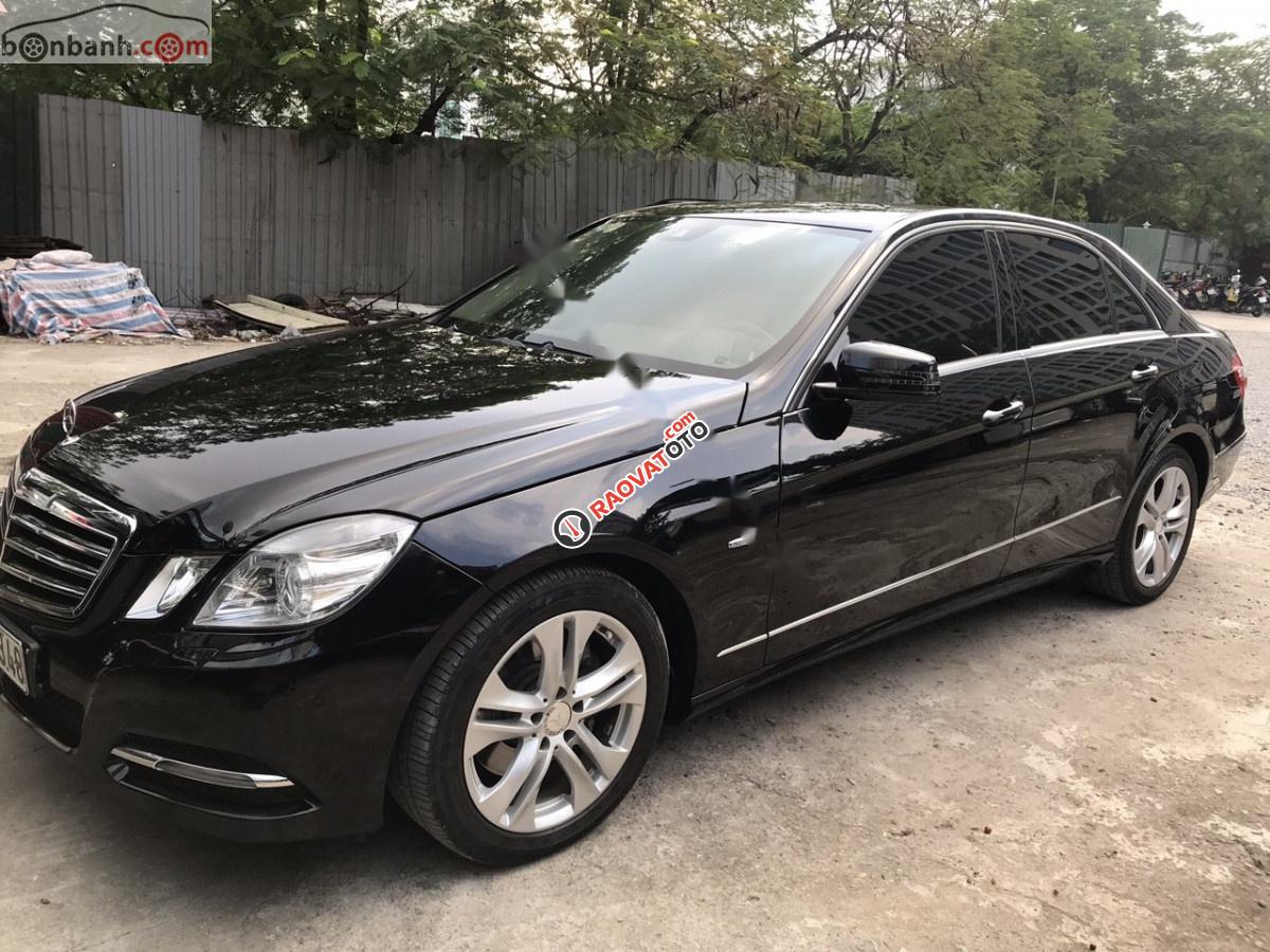 Cần bán gấp xe cũ Mercedes E250 2010, màu đen-7