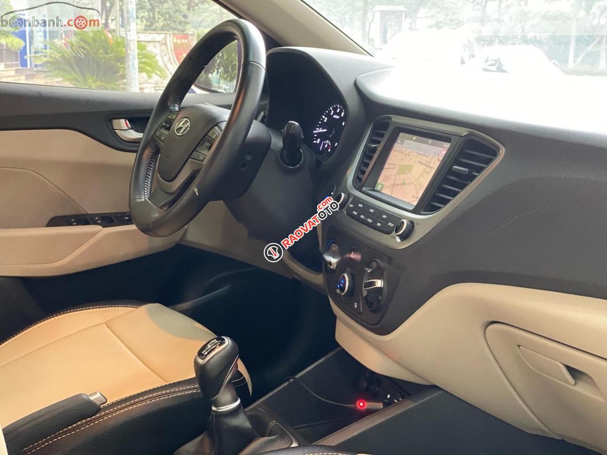 Bán Hyundai Accent 1.4 MT sản xuất năm 2018, màu trắng-8