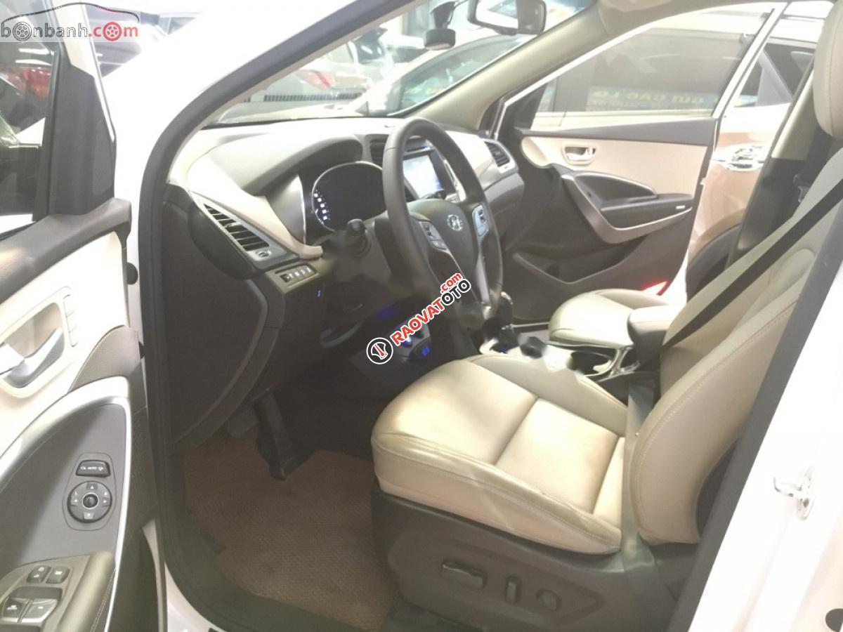 Bán xe Hyundai Santa Fe 2.4L 4WD năm 2018, màu trắng-8