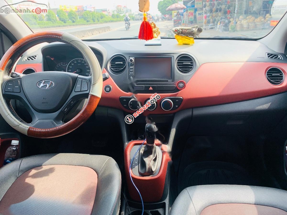 Cần bán Hyundai Grand i10 1.2 AT đời 2018, màu đỏ như mới-3