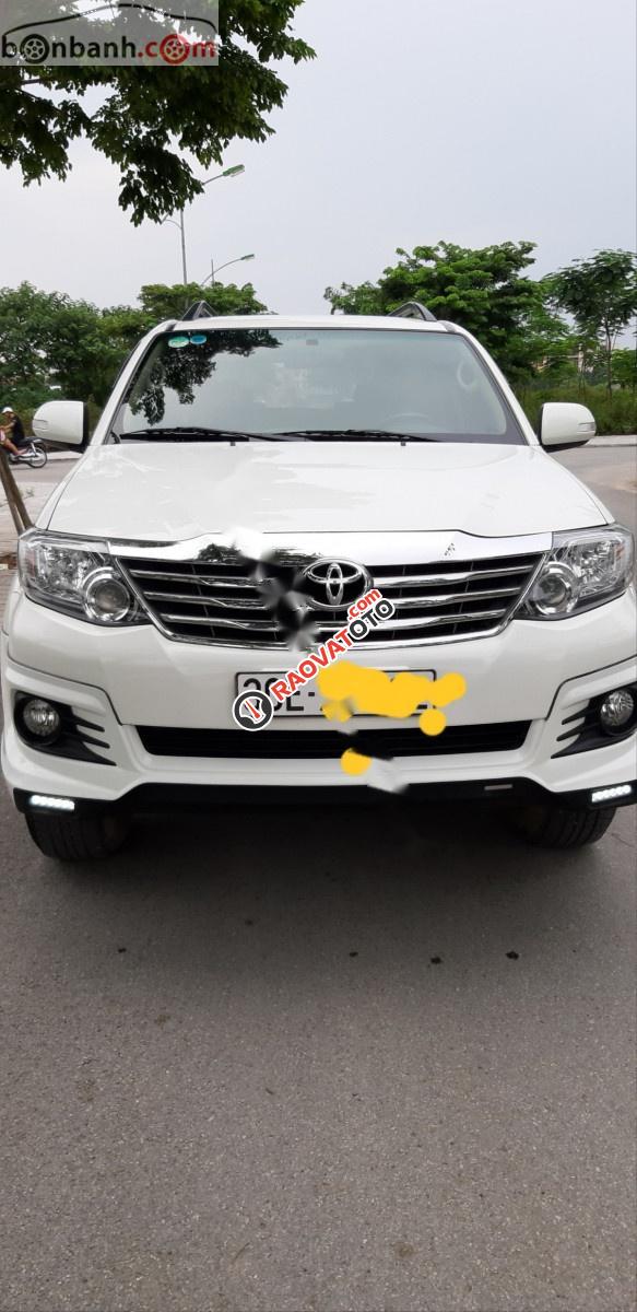 Bán Toyota Fortuner TRD Sportivo 4x2 AT đời 2015, màu trắng-0