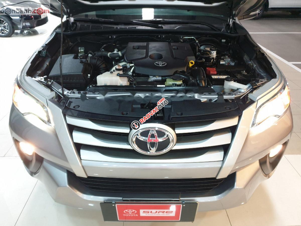 Cần bán lại xe Toyota Fortuner G 2017, màu bạc, nhập khẩu nguyên chiếc số sàn, giá chỉ 980 triệu-9