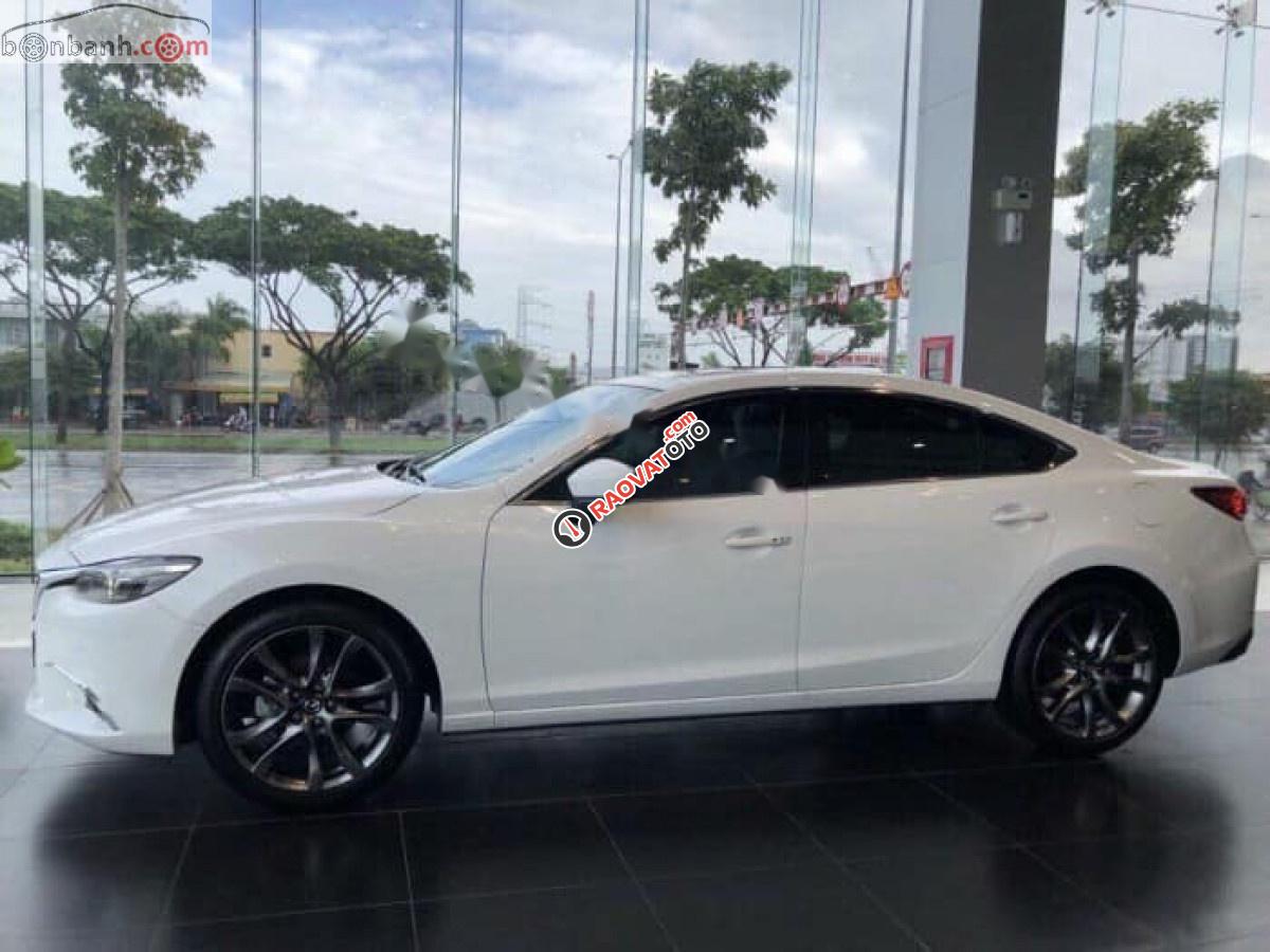 Bán xe Mazda 6 Luxury 2.0 2018, giá hấp dẫn-4