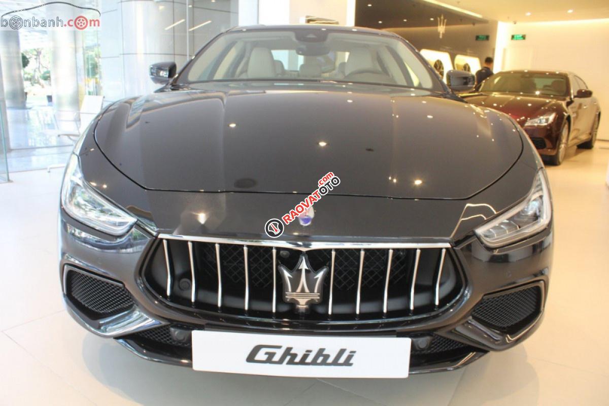 Cần bán gấp Maserati Ghibli 3.0 V6 đời 2019, màu đen, nhập khẩu-0