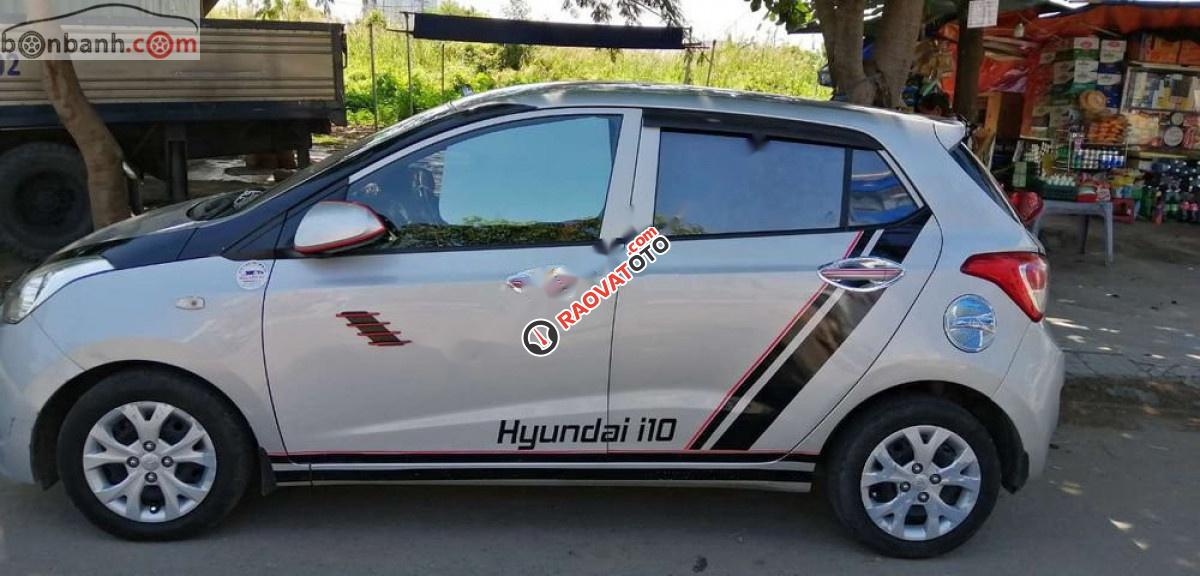 Xe Hyundai Grand i10 1.0 MT Base 2016, màu bạc, xe nhập  -4