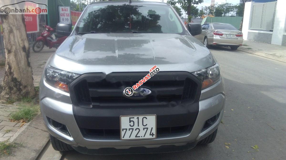 Cần bán lại xe Ford Ranger XL 2.2L 4x4 MT đời 2016, màu bạc, xe nhập còn mới, giá tốt-0