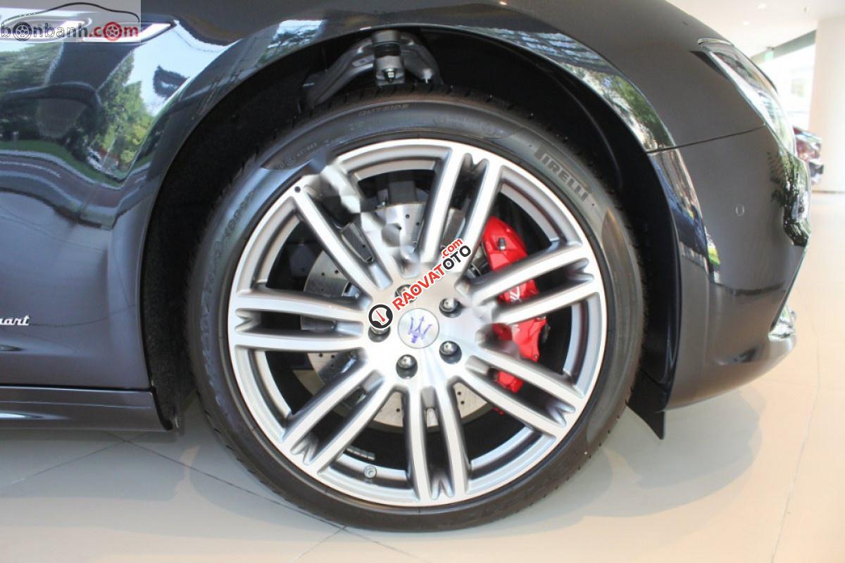 Cần bán gấp Maserati Ghibli 3.0 V6 đời 2019, màu đen, nhập khẩu-3