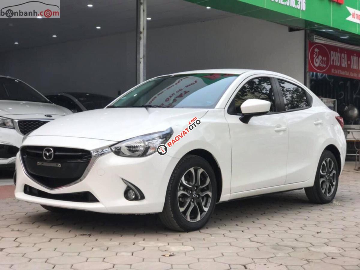 Cần bán Mazda 2 1.5 AT sản xuất 2017, màu trắng, giá cạnh tranh-0