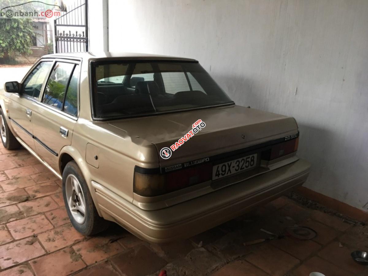 Cần bán Nissan Bluebird 2.0 1990, nhập khẩu nguyên chiếc-2