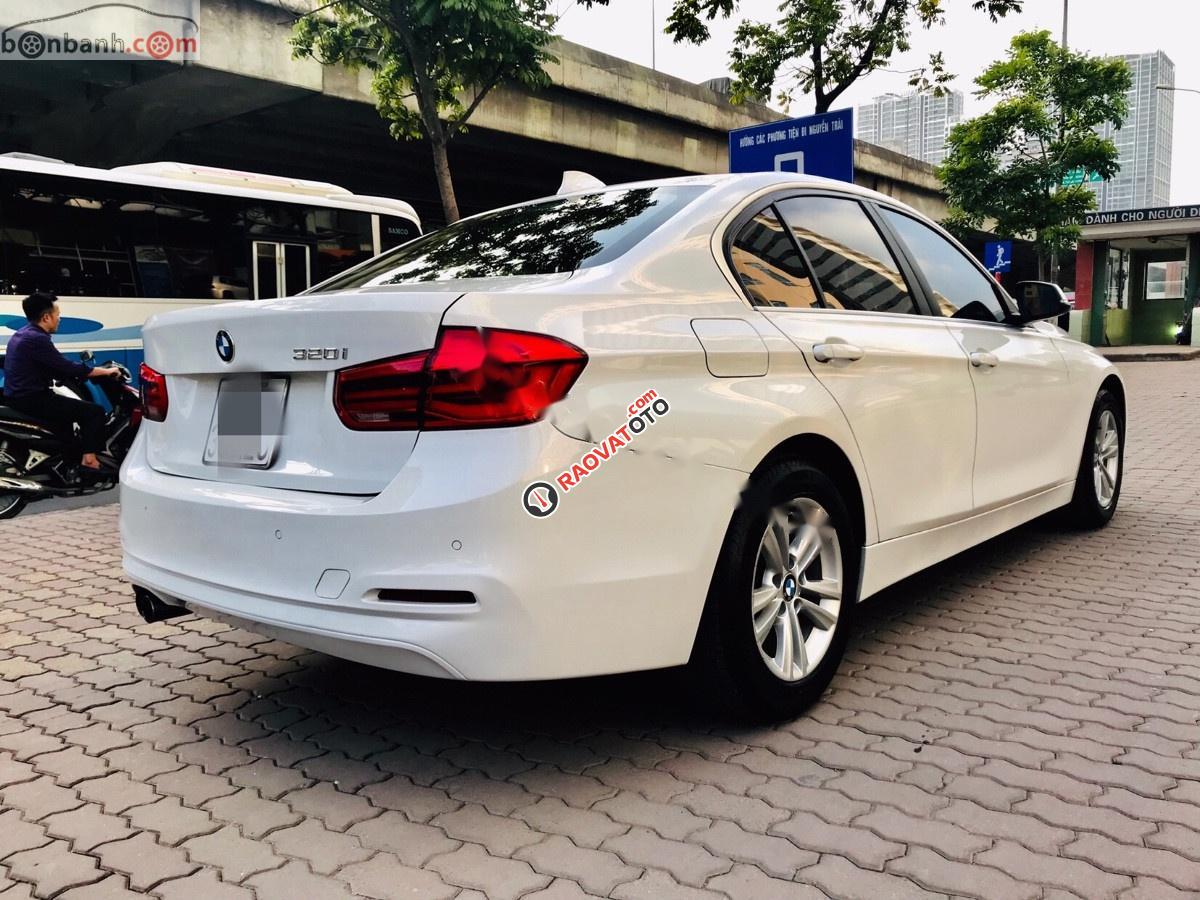 Cần bán lại xe BMW 3 Series 320i năm sản xuất 2016, màu trắng, nhập khẩu nguyên chiếc-6