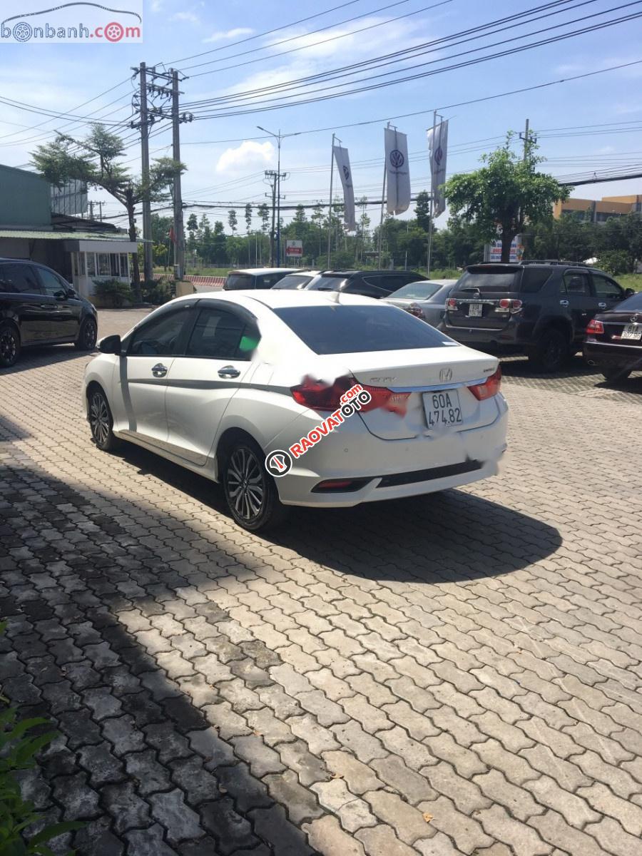 Xe Honda City 1.5Top đời 2018, màu trắng-4