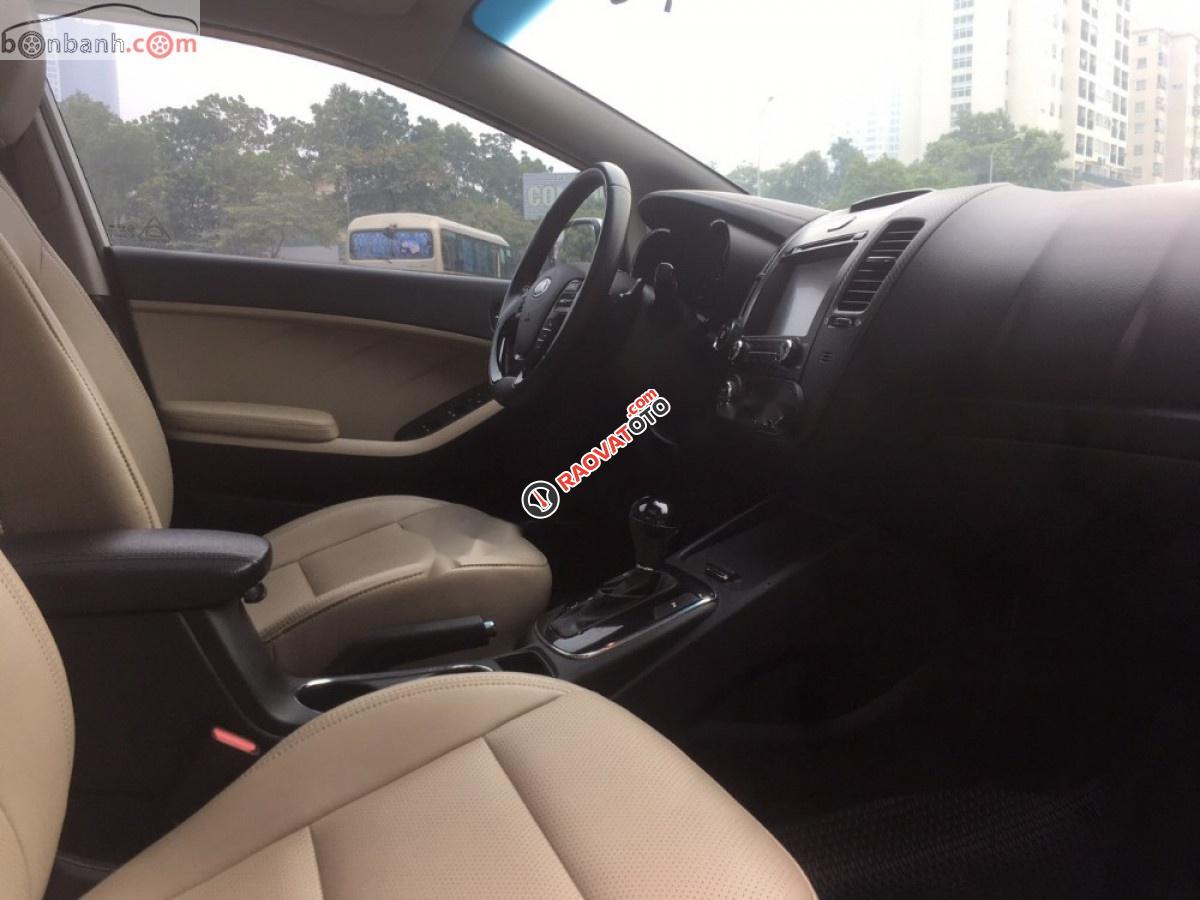 Bán Kia Cerato 1.6AT 2017, màu trắng, 570tr-1