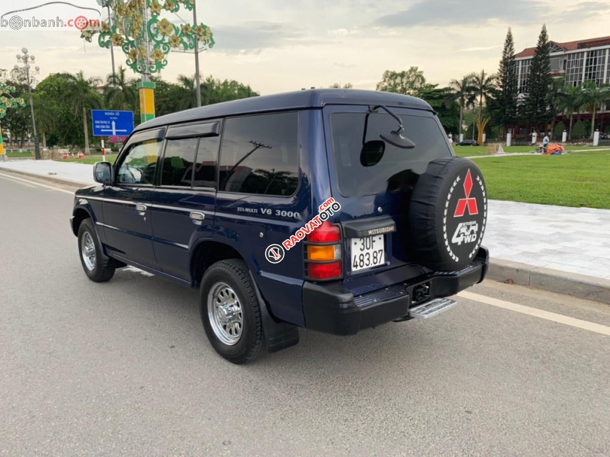 Bán Mitsubishi Pajero V6 -3000 đời 2005, giá tốt-1