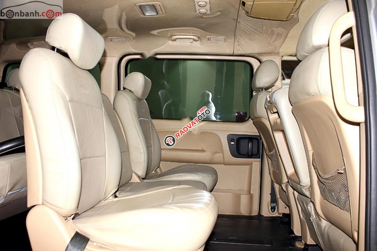 Bán Hyundai Grand Starex 2.5 MT 2012, nhập khẩu số sàn, giá cạnh tranh-2