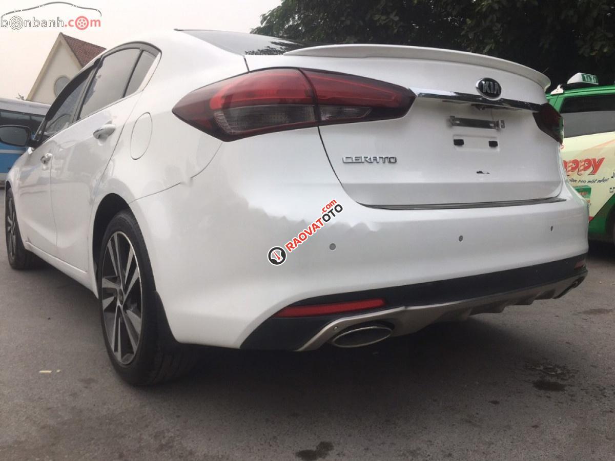 Bán Kia Cerato 1.6AT 2017, màu trắng, 570tr-7