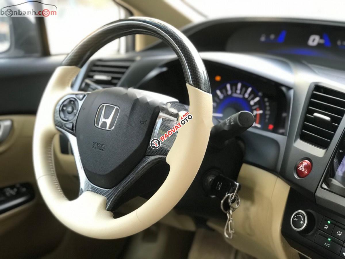 Bán Honda Civic 2015, màu trắng, 690tr-1