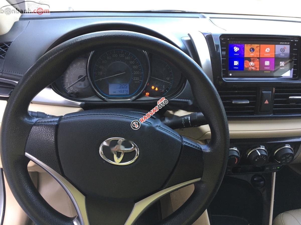 Bán xe cũ Toyota Vios 1.5E năm 2017, màu bạc-1