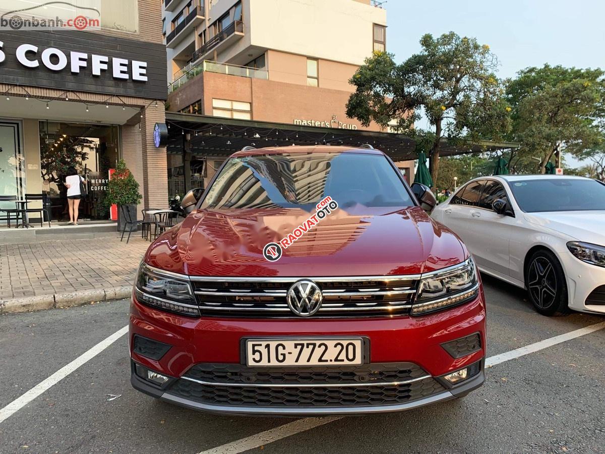 Cần bán Volkswagen Tiguan năm sản xuất 2019, màu đỏ, xe nhập-1