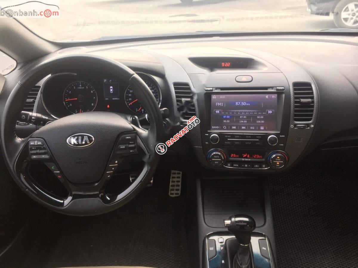 Bán Kia Cerato 1.6AT 2017, màu trắng, 570tr-5