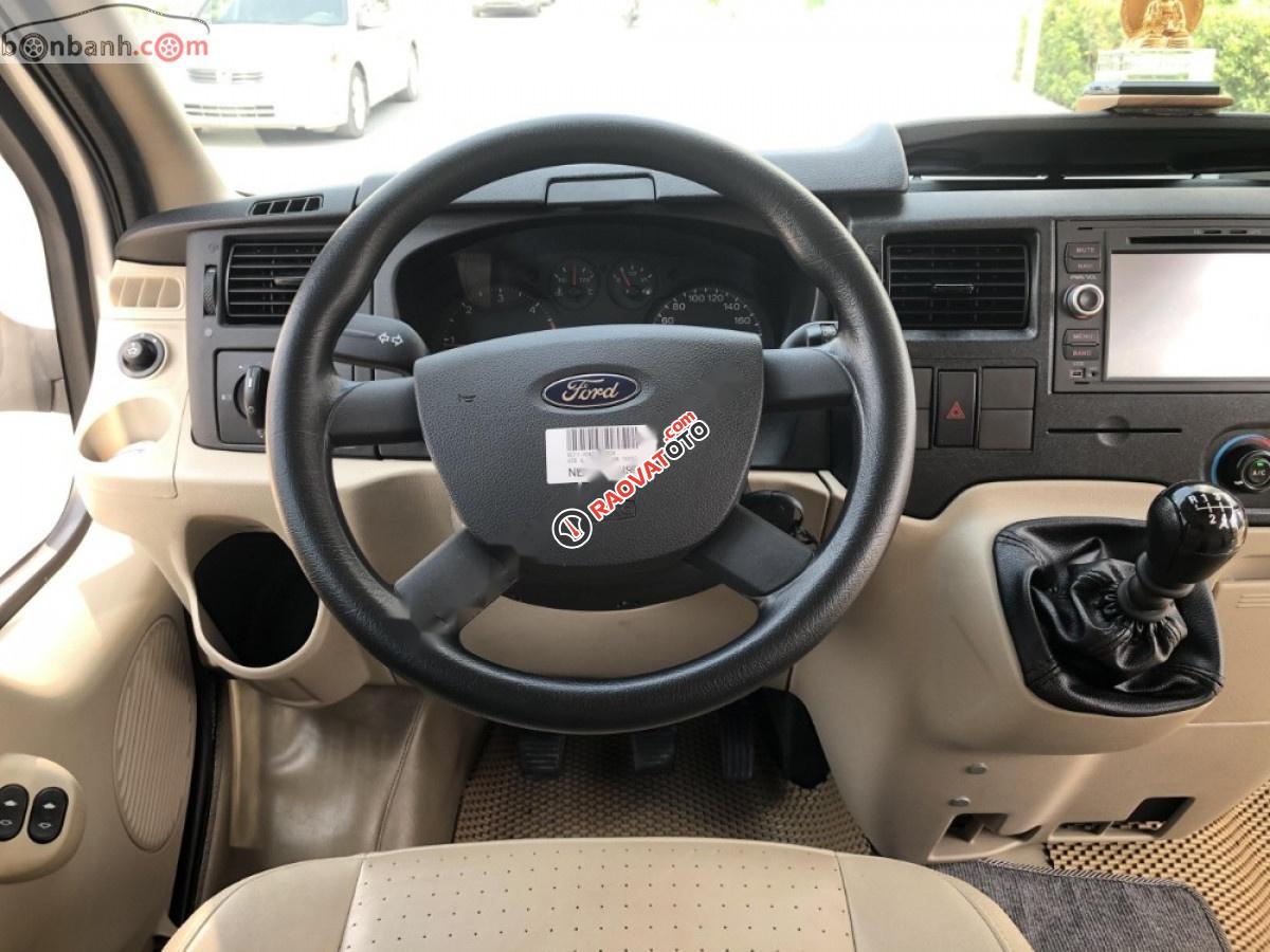 Cần bán Ford Transit Luxury năm 2017, màu bạc-5