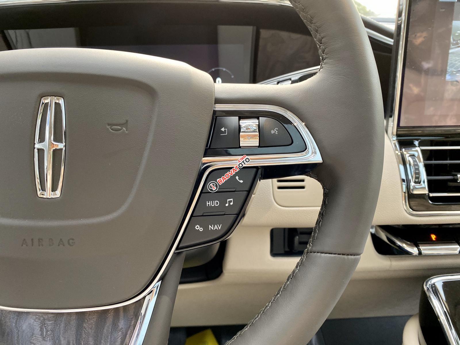 MT Auto bán nhanh chiếc xe  Lincoln Navigator Platinum 2019  - giá tốt nhất thị trường-14