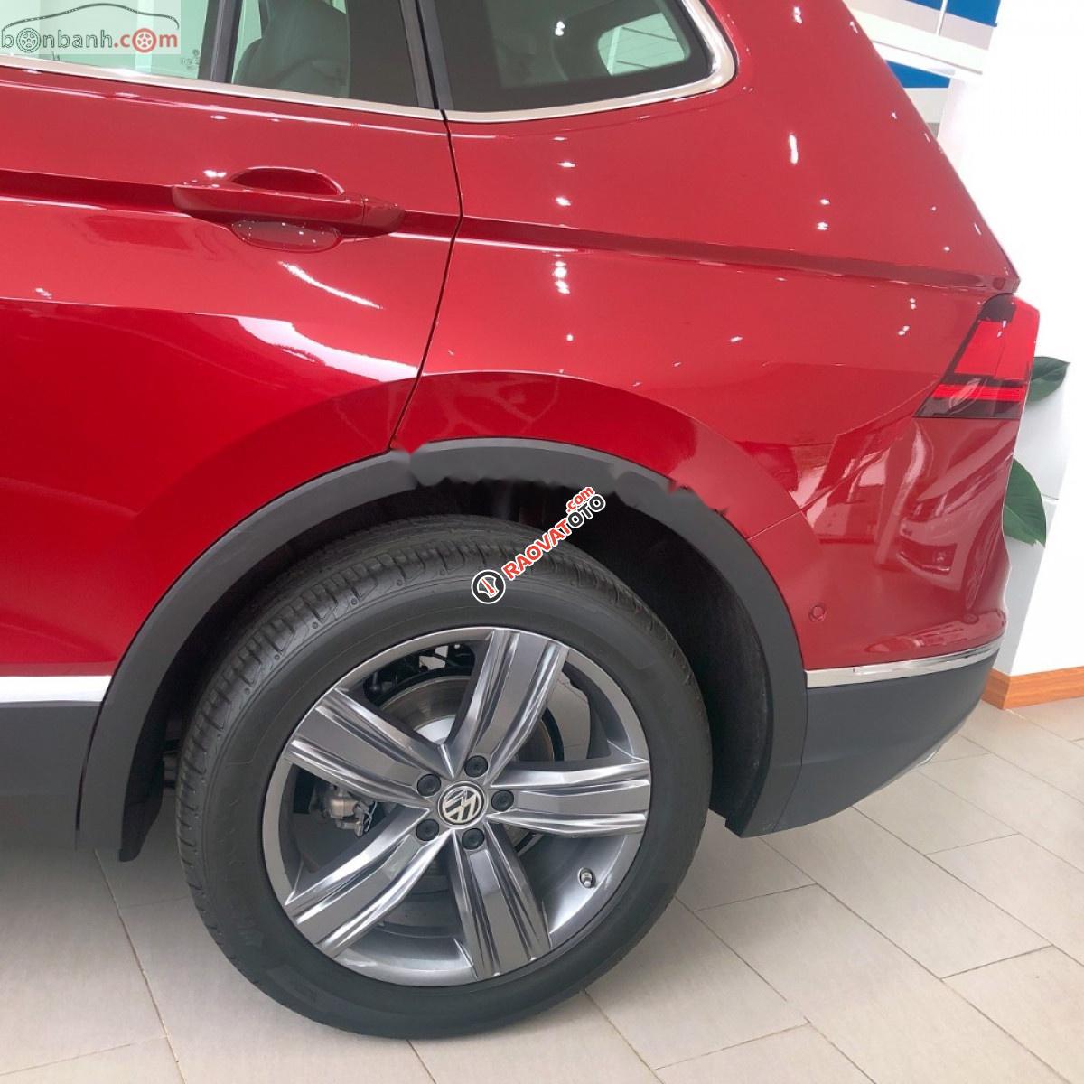 Bán Volkswagen Tiguan Allspace Luxury 2019, màu đỏ, nhập khẩu-3