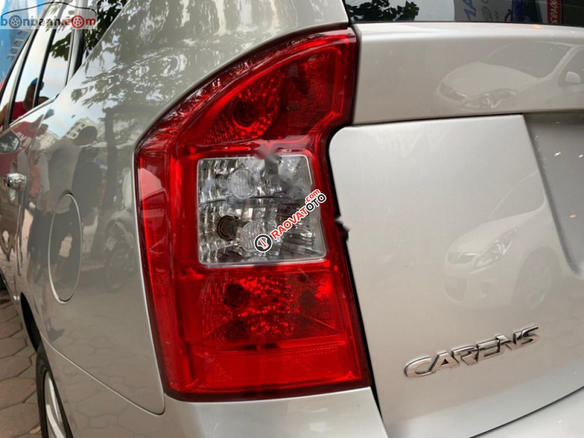 Cần bán lại xe cũ Kia Carens SXAT đời 2011, màu bạc-5