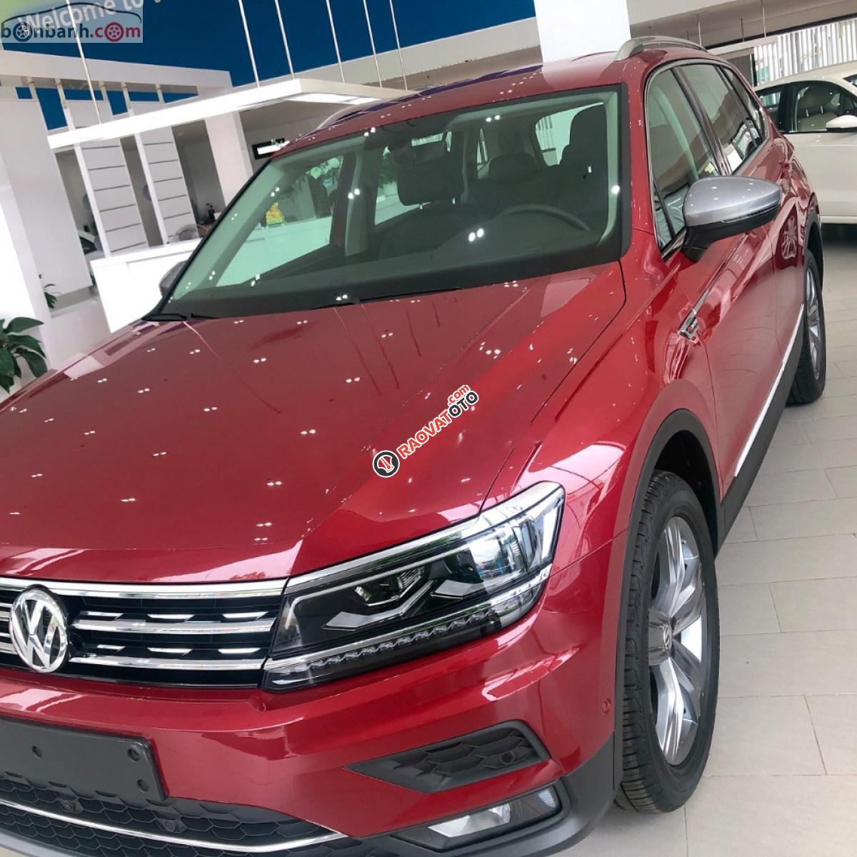 Bán Volkswagen Tiguan Allspace Luxury 2019, màu đỏ, nhập khẩu-6