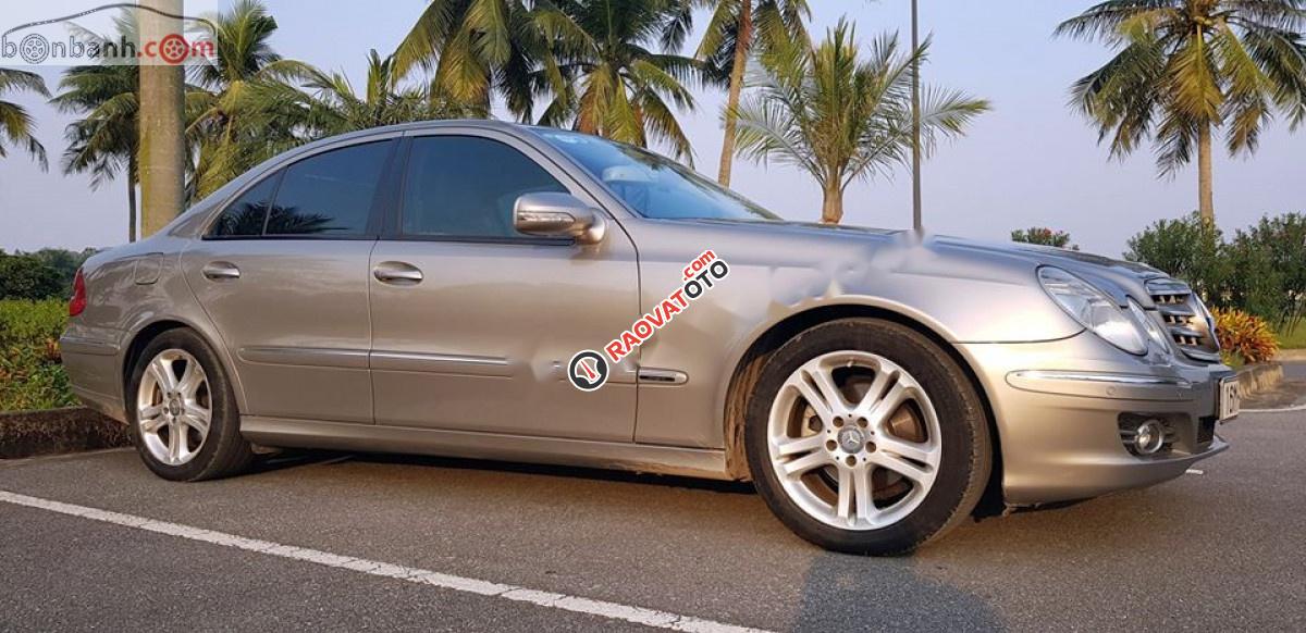 Bán Mercedes E200 đời 2008, chính chủ, giá cạnh tranh-4