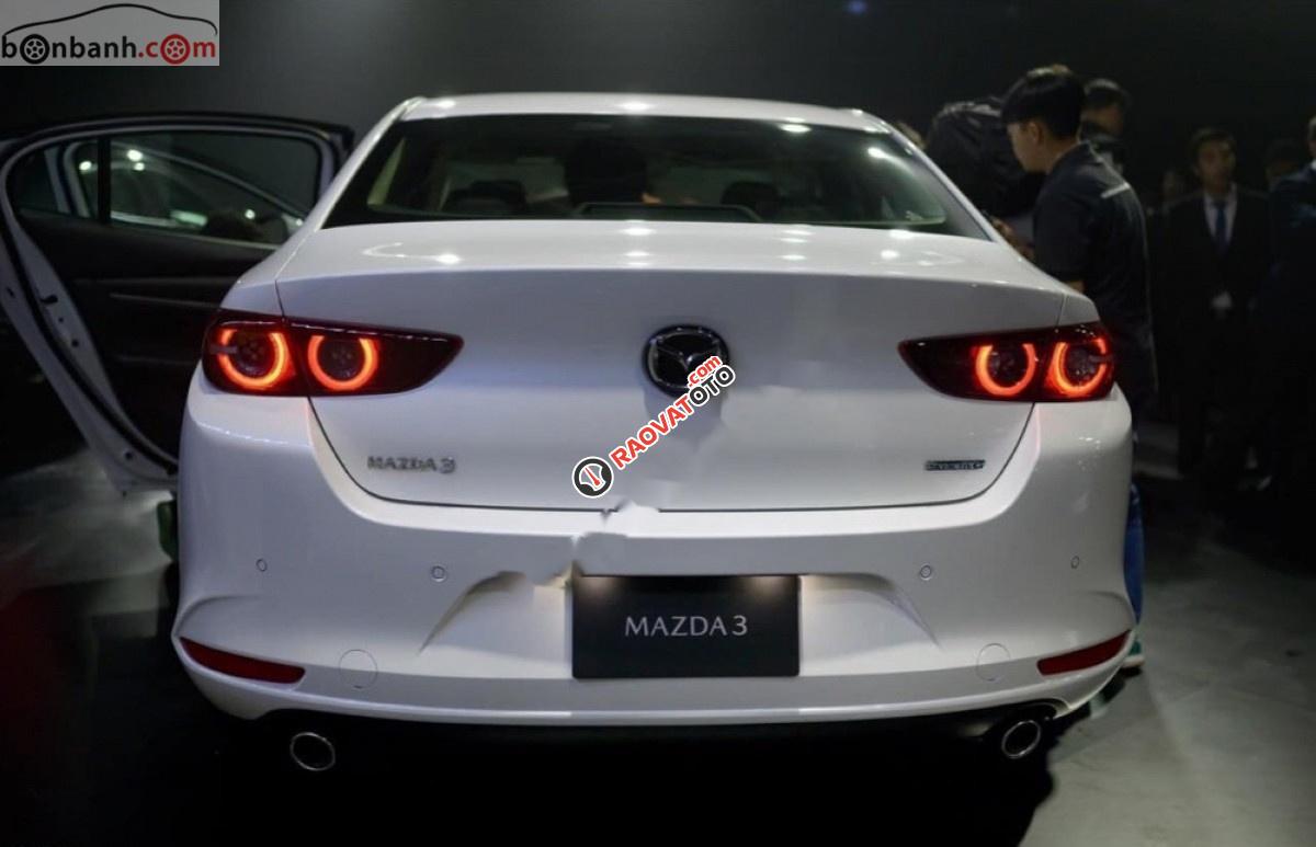 Cần bán Mazda 3 1.5 đời 2019, màu trắng, giá chỉ 709 triệu-3