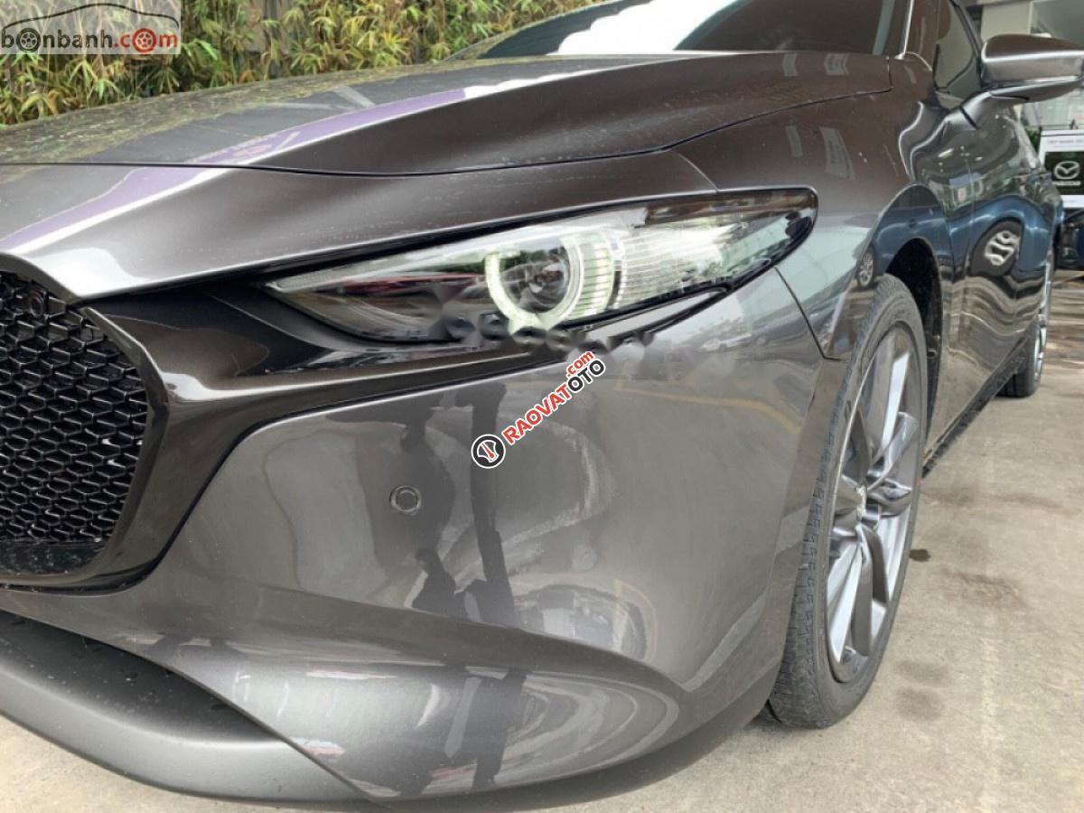 Bán Mazda 3 1.5L Sport năm sản xuất 2019, màu xám, giá chỉ 859 triệu-6