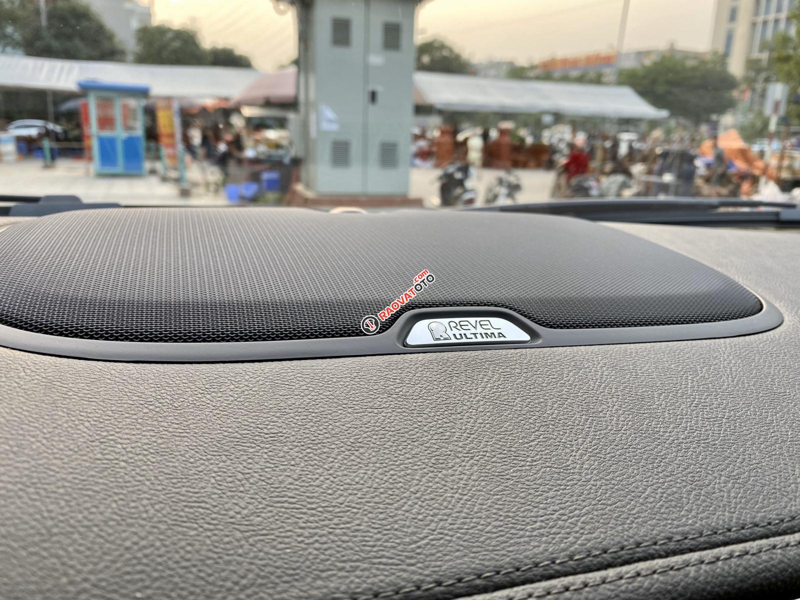 MT Auto bán nhanh chiếc xe  Lincoln Navigator Platinum 2019  - giá tốt nhất thị trường-19